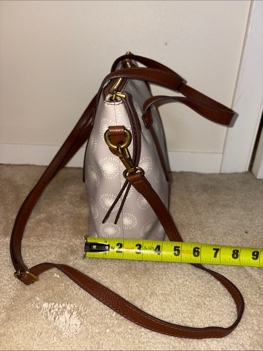 Fossil Gray Floral Pattern Purse - Picture 5 of 8